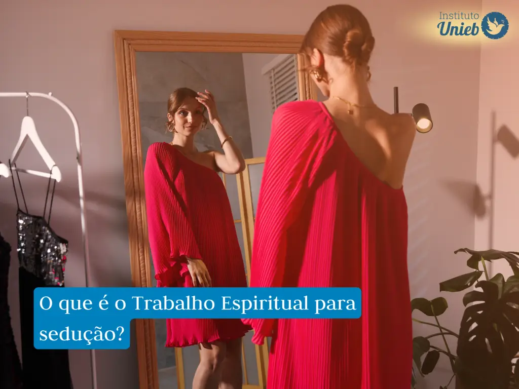 Mulher de vestido vermelho se arrumando em frente a um espelho