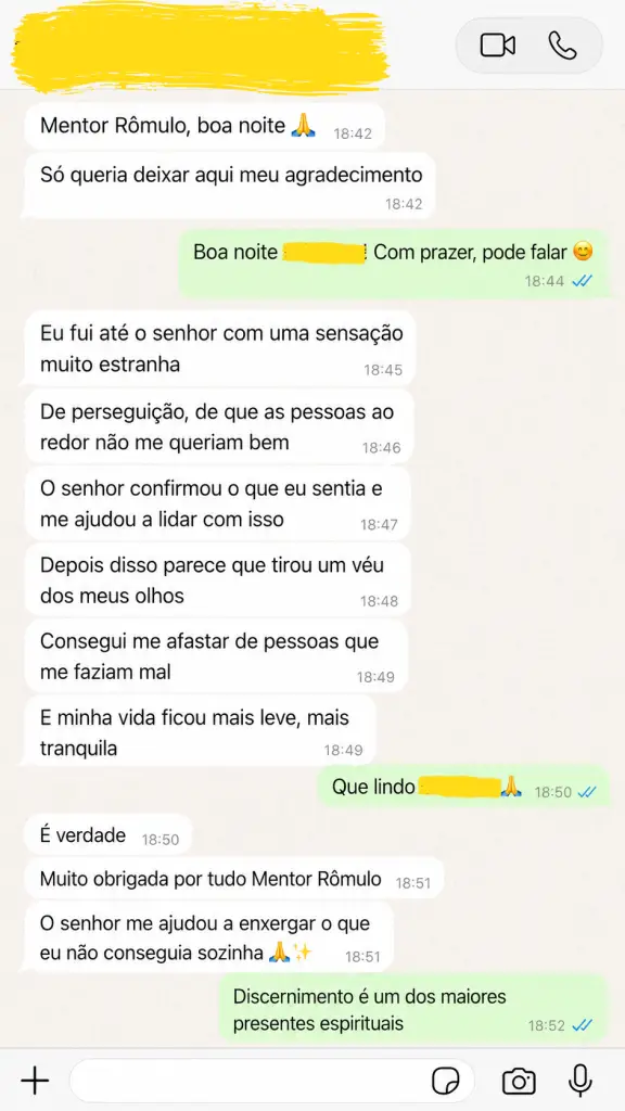 Print de WhatsApp de cliente relatando alívio de sensação de perseguição após consulta com Mentor Rômulo